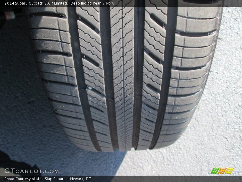 Deep Indigo Pearl / Ivory 2014 Subaru Outback 3.6R Limited