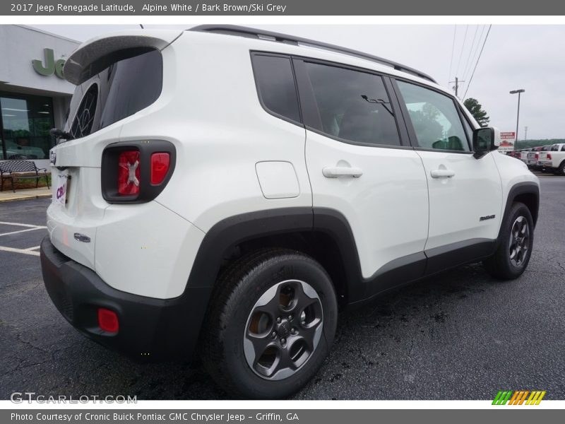 Alpine White / Bark Brown/Ski Grey 2017 Jeep Renegade Latitude