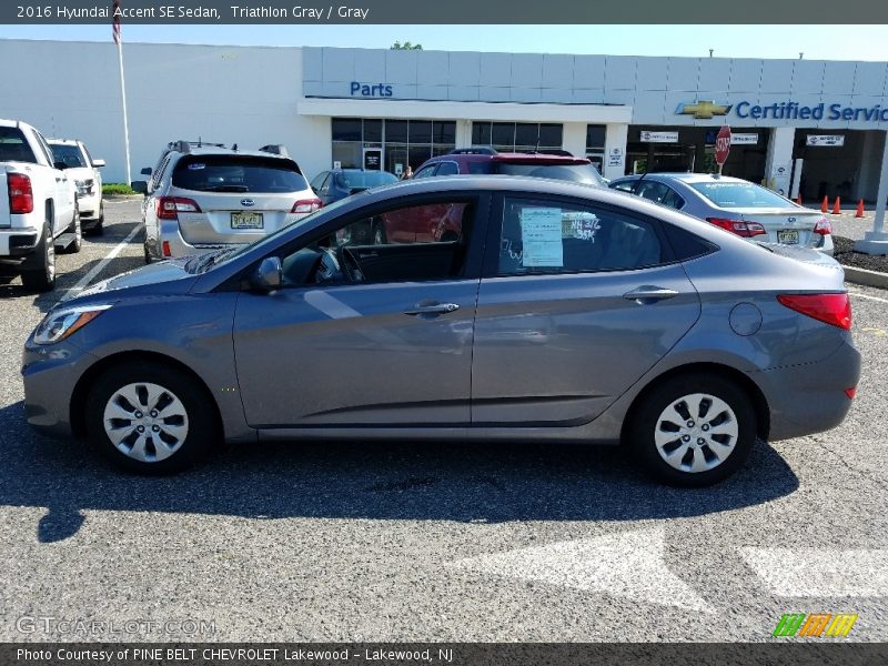 Triathlon Gray / Gray 2016 Hyundai Accent SE Sedan