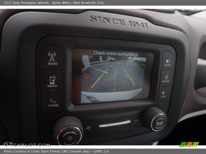 Alpine White / Bark Brown/Ski Grey 2017 Jeep Renegade Latitude