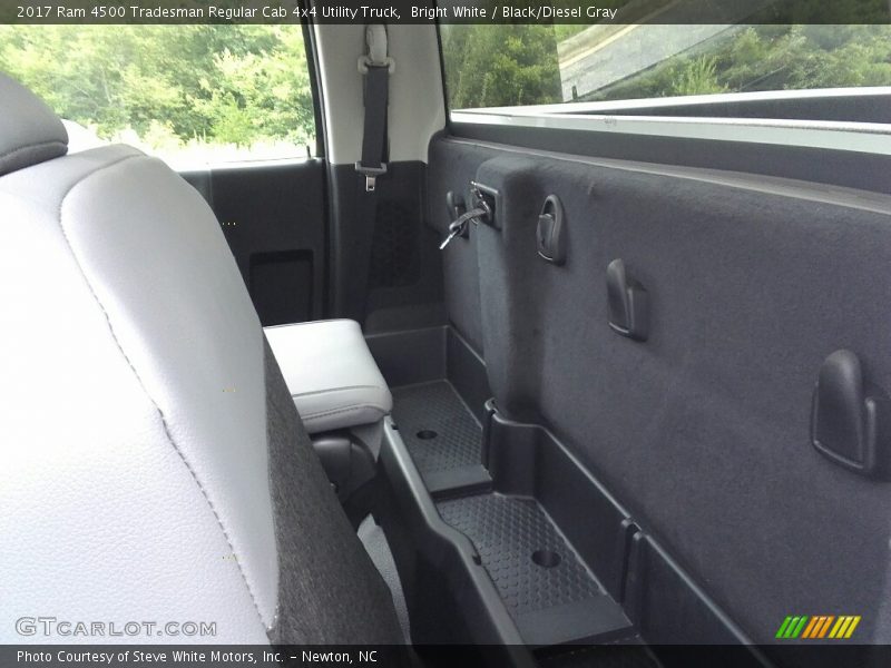 Bright White / Black/Diesel Gray 2017 Ram 4500 Tradesman Regular Cab 4x4 Utility Truck