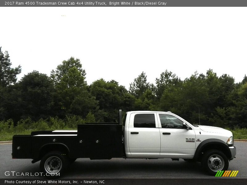 Bright White / Black/Diesel Gray 2017 Ram 4500 Tradesman Crew Cab 4x4 Utility Truck