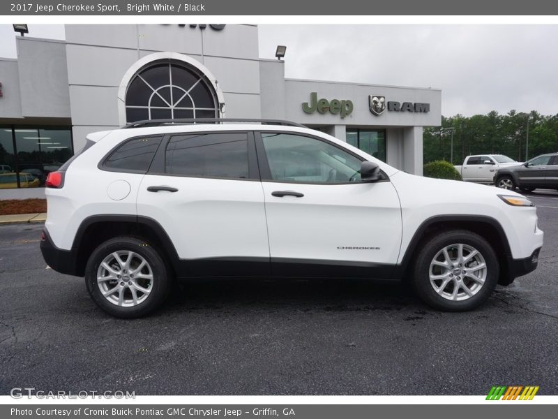 Bright White / Black 2017 Jeep Cherokee Sport