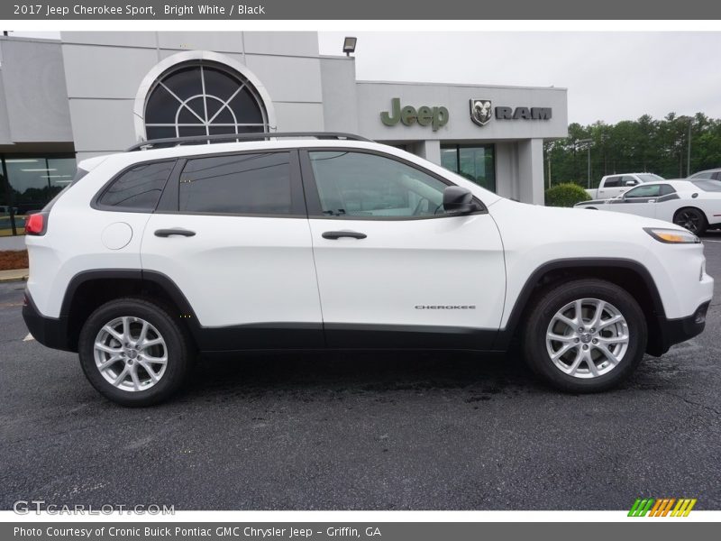 Bright White / Black 2017 Jeep Cherokee Sport