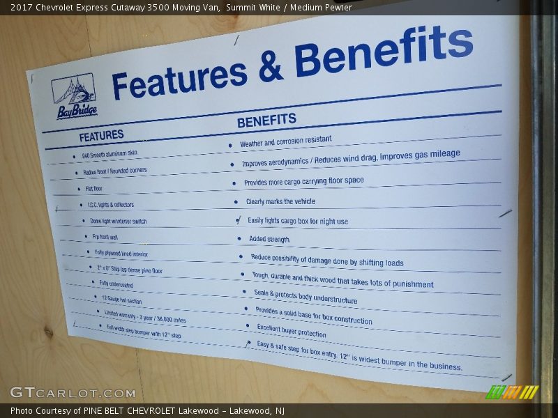 Summit White / Medium Pewter 2017 Chevrolet Express Cutaway 3500 Moving Van