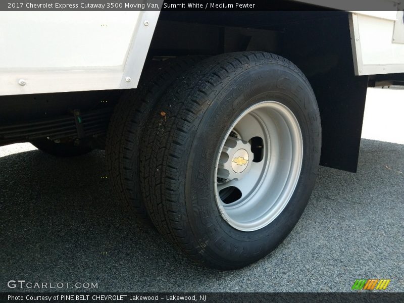 Summit White / Medium Pewter 2017 Chevrolet Express Cutaway 3500 Moving Van