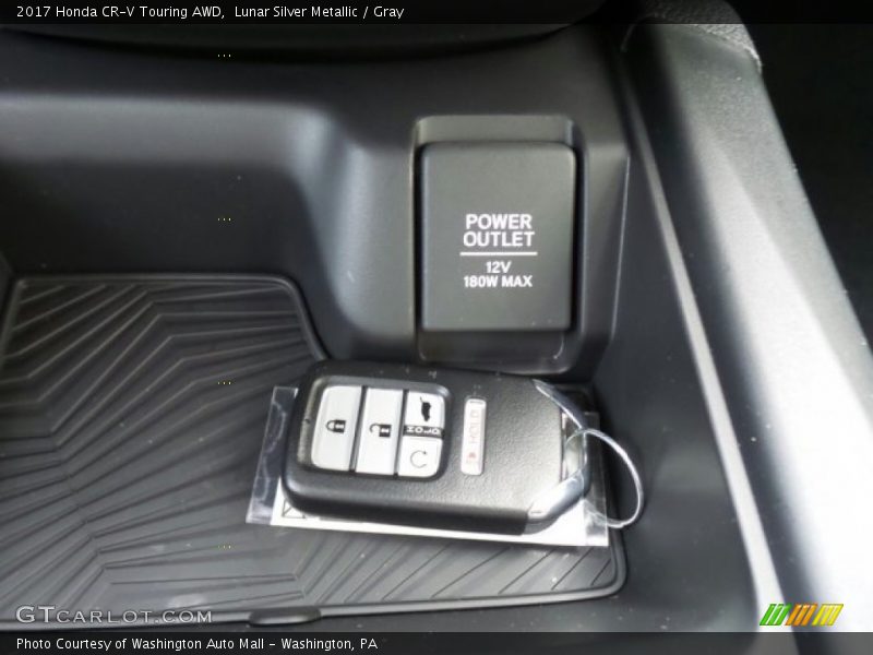 Lunar Silver Metallic / Gray 2017 Honda CR-V Touring AWD
