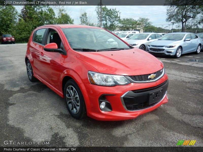 Front 3/4 View of 2017 Sonic LT Hatchback