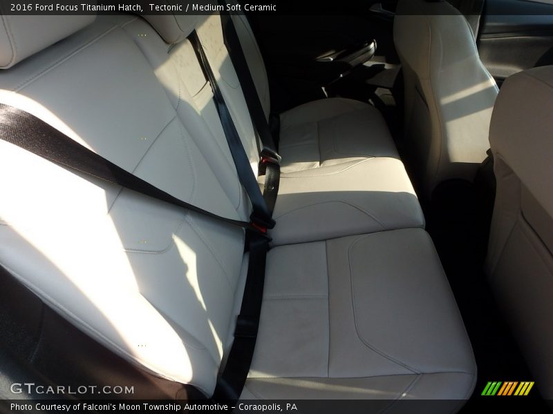 Tectonic / Medium Soft Ceramic 2016 Ford Focus Titanium Hatch