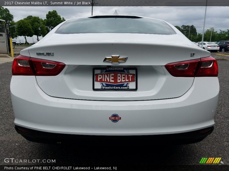 Summit White / Jet Black 2017 Chevrolet Malibu LT