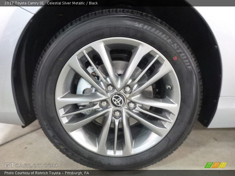 Celestial Silver Metallic / Black 2017 Toyota Camry SE