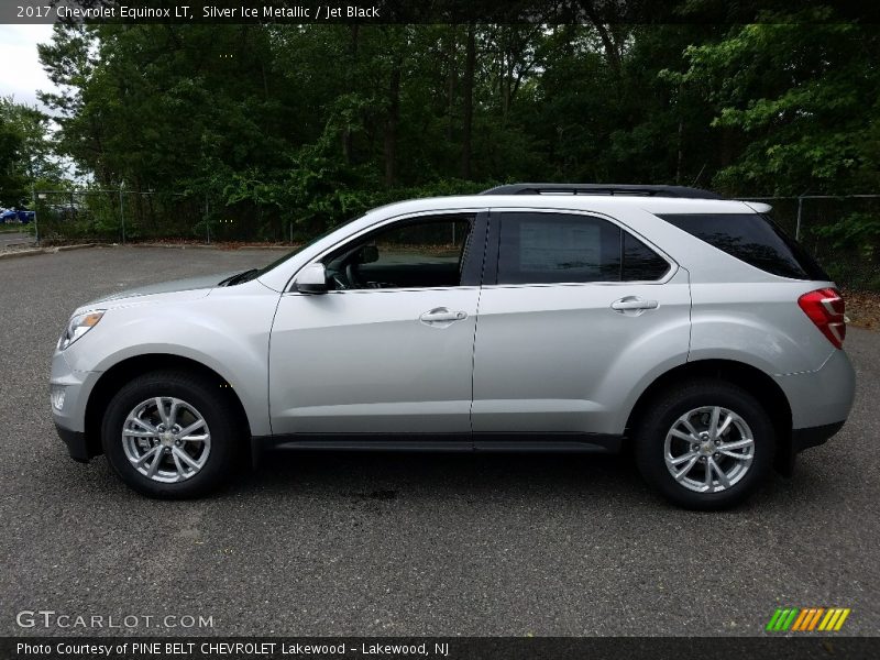 Silver Ice Metallic / Jet Black 2017 Chevrolet Equinox LT