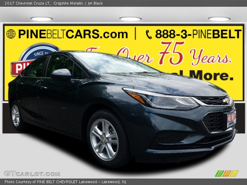 Graphite Metallic / Jet Black 2017 Chevrolet Cruze LT