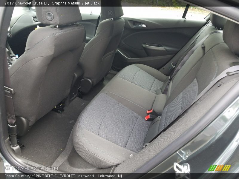 Graphite Metallic / Jet Black 2017 Chevrolet Cruze LT