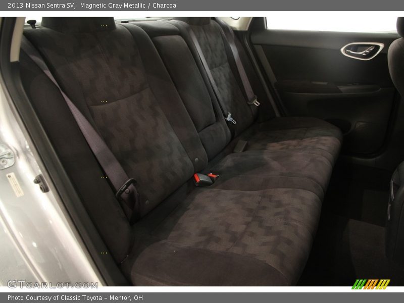 Magnetic Gray Metallic / Charcoal 2013 Nissan Sentra SV