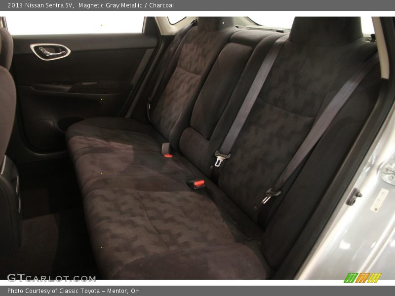 Magnetic Gray Metallic / Charcoal 2013 Nissan Sentra SV