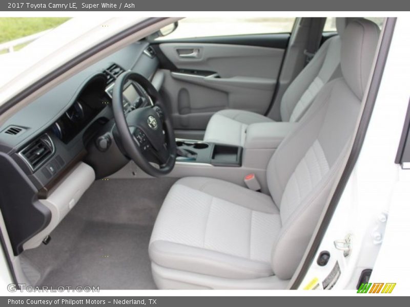 Super White / Ash 2017 Toyota Camry LE