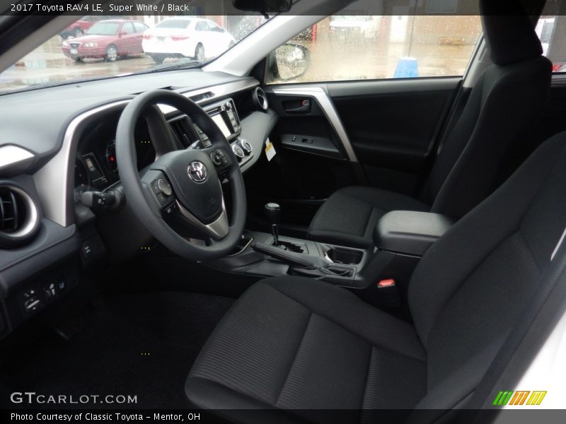 Super White / Black 2017 Toyota RAV4 LE