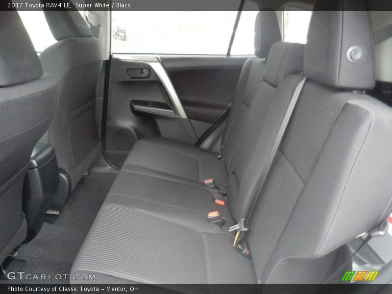 Super White / Black 2017 Toyota RAV4 LE