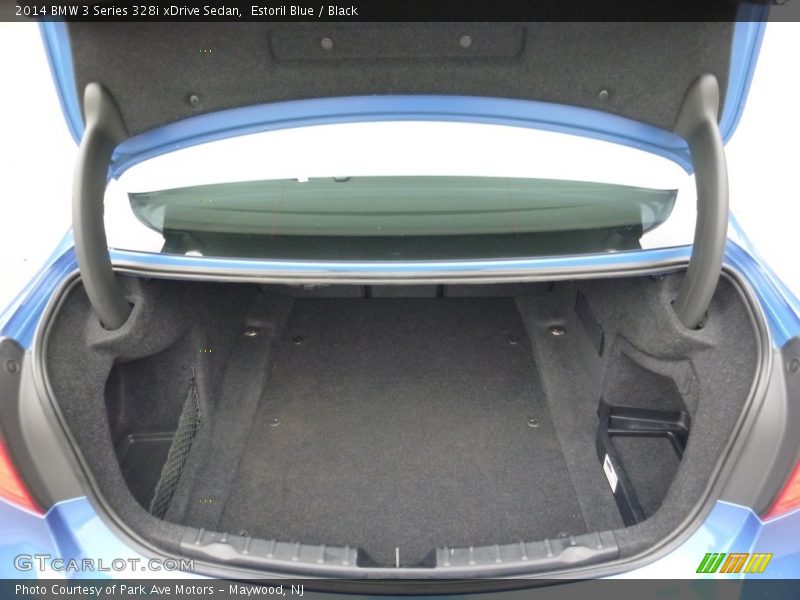  2014 3 Series 328i xDrive Sedan Trunk