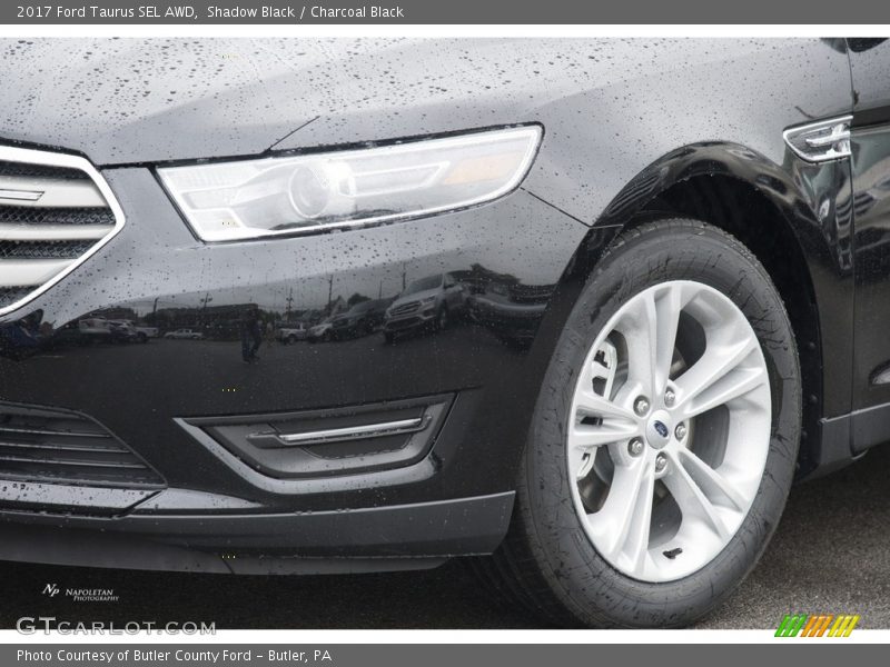 Shadow Black / Charcoal Black 2017 Ford Taurus SEL AWD