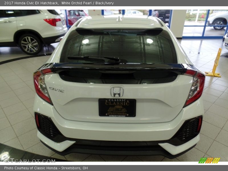 White Orchid Pearl / Black/Ivory 2017 Honda Civic EX Hatchback