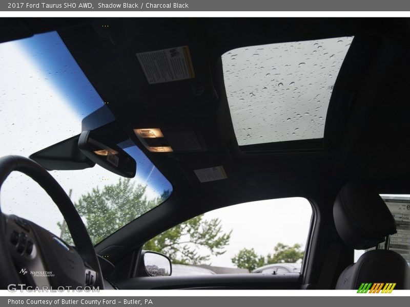 Shadow Black / Charcoal Black 2017 Ford Taurus SHO AWD
