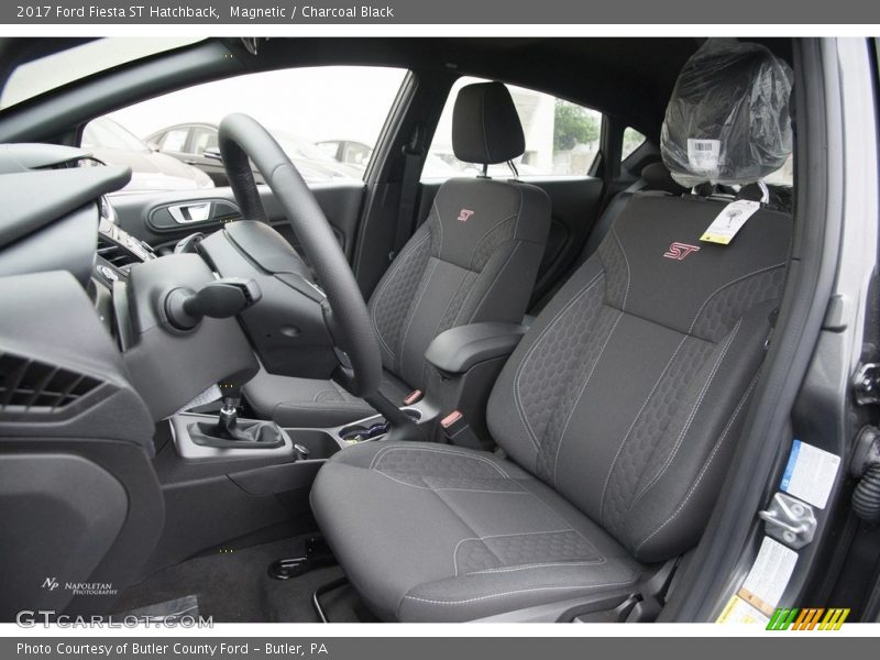 Magnetic / Charcoal Black 2017 Ford Fiesta ST Hatchback