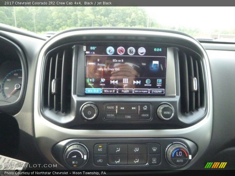 Controls of 2017 Colorado ZR2 Crew Cab 4x4