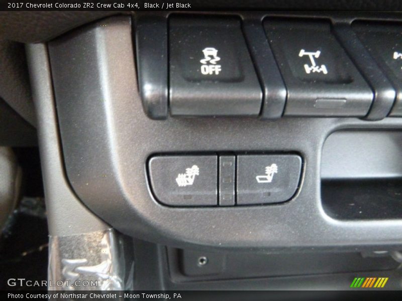 Controls of 2017 Colorado ZR2 Crew Cab 4x4