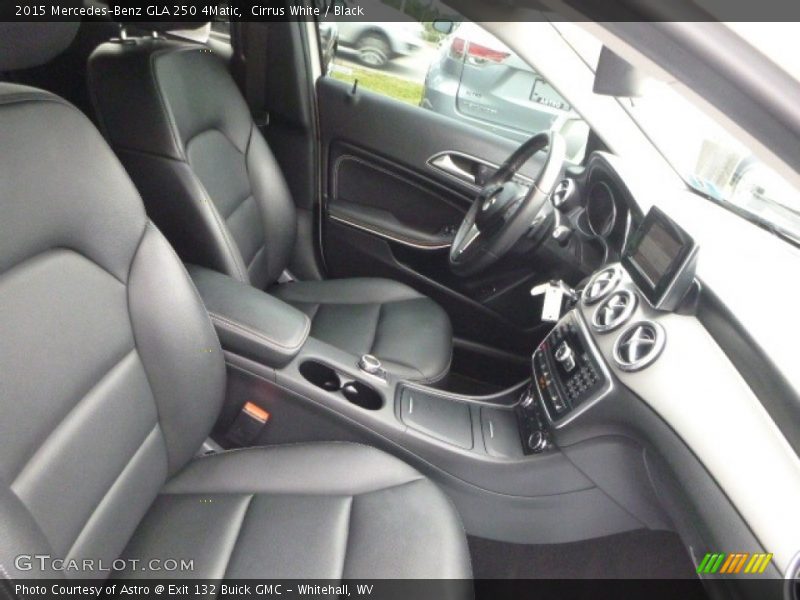 Cirrus White / Black 2015 Mercedes-Benz GLA 250 4Matic