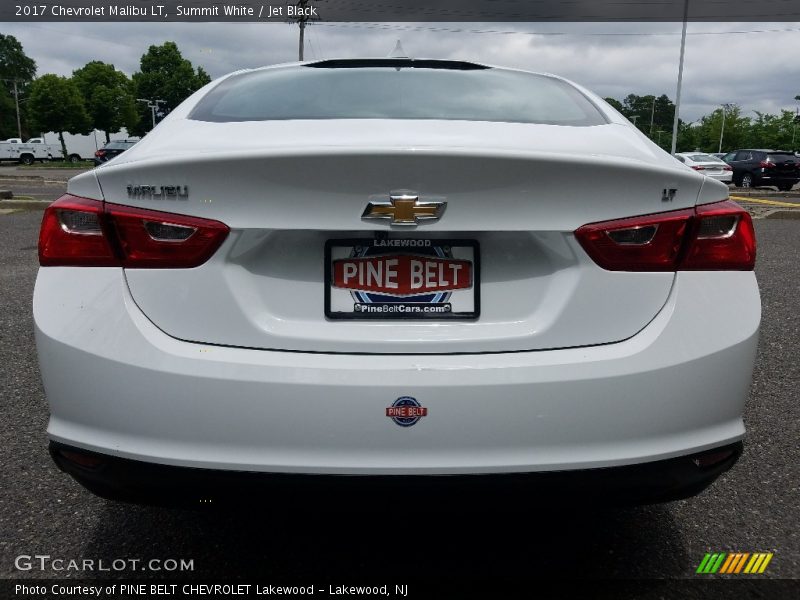 Summit White / Jet Black 2017 Chevrolet Malibu LT