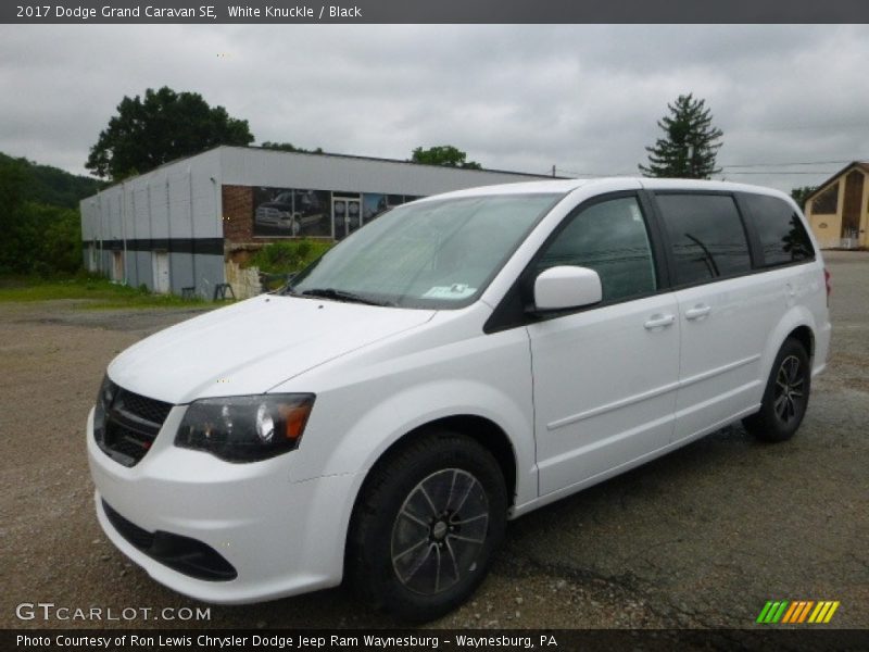 White Knuckle / Black 2017 Dodge Grand Caravan SE