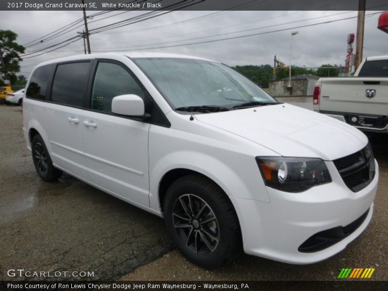 White Knuckle / Black 2017 Dodge Grand Caravan SE