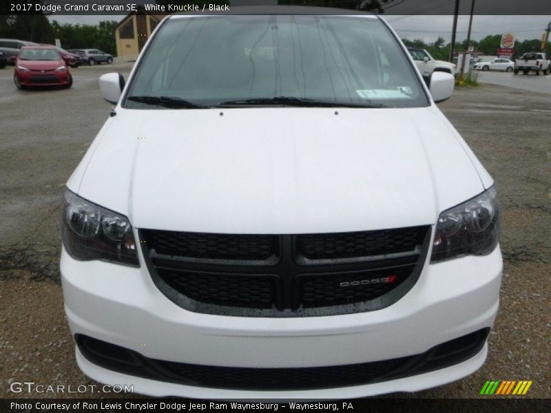 White Knuckle / Black 2017 Dodge Grand Caravan SE