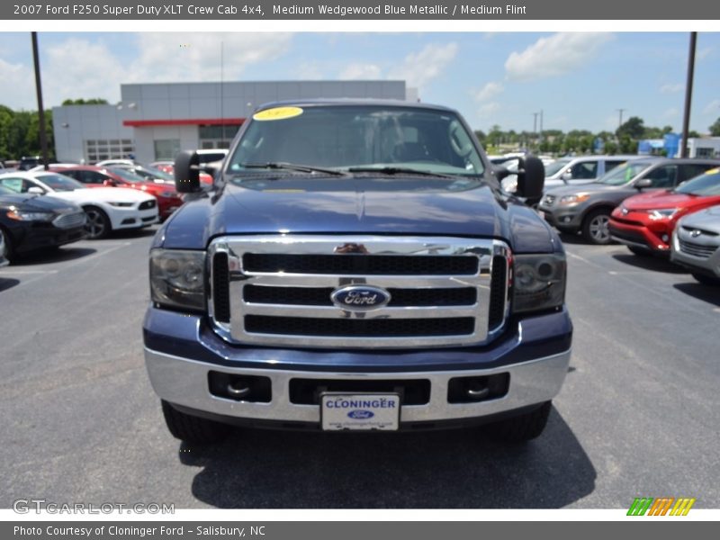 Medium Wedgewood Blue Metallic / Medium Flint 2007 Ford F250 Super Duty XLT Crew Cab 4x4