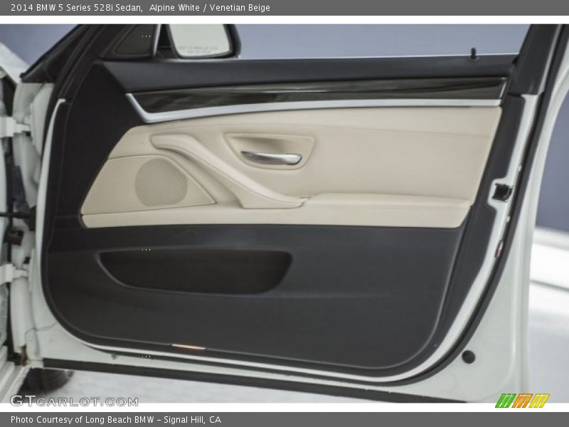 Alpine White / Venetian Beige 2014 BMW 5 Series 528i Sedan