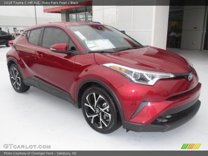 Front 3/4 View of 2018 C-HR XLE