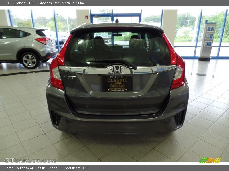 Modern Steel Metallic / Black 2017 Honda Fit EX