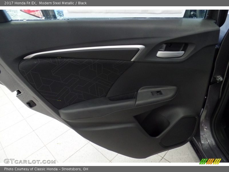 Modern Steel Metallic / Black 2017 Honda Fit EX