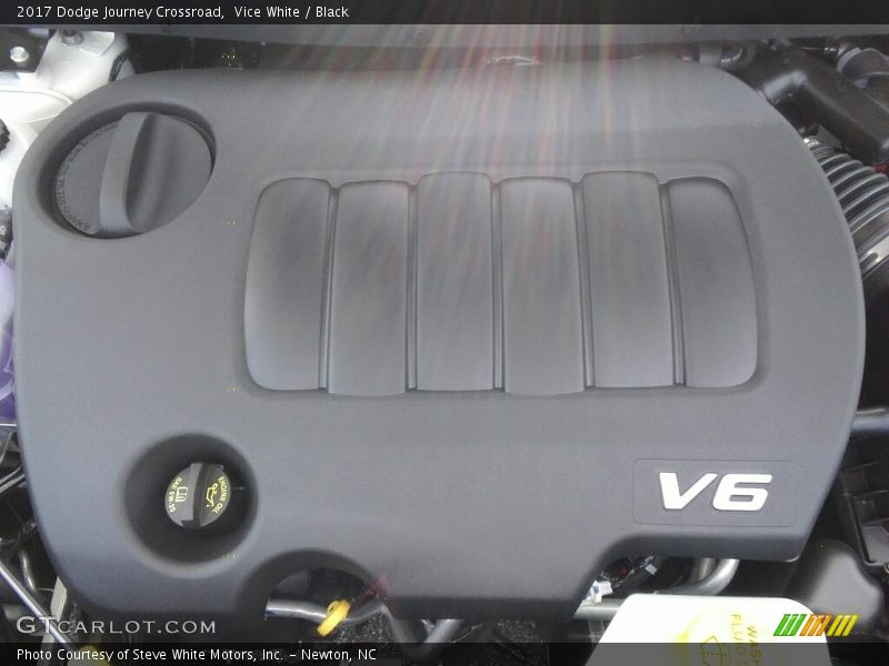 Vice White / Black 2017 Dodge Journey Crossroad