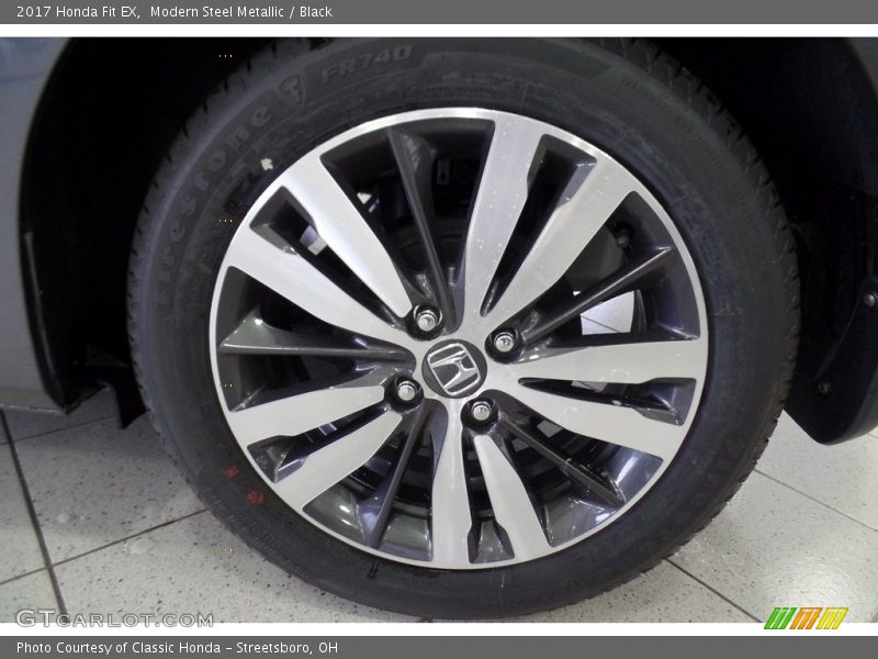 Modern Steel Metallic / Black 2017 Honda Fit EX