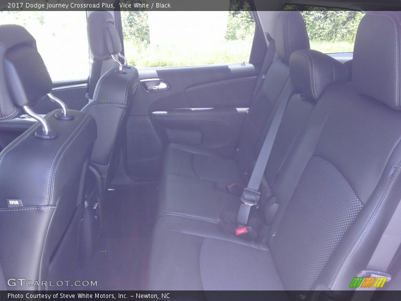 Vice White / Black 2017 Dodge Journey Crossroad Plus