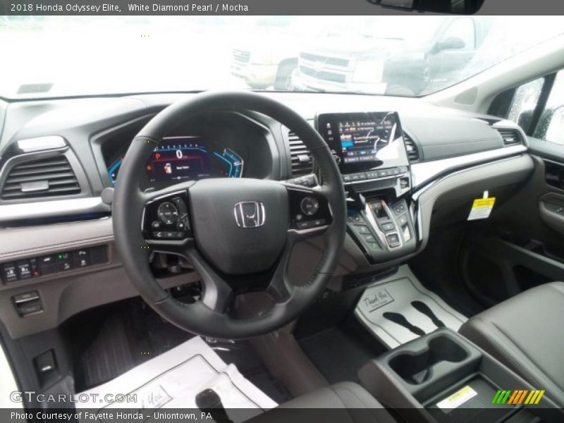 White Diamond Pearl / Mocha 2018 Honda Odyssey Elite