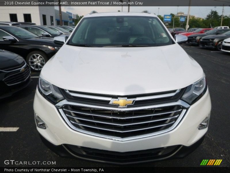 Iridescent Pearl Tricoat / Medium Ash Gray 2018 Chevrolet Equinox Premier AWD