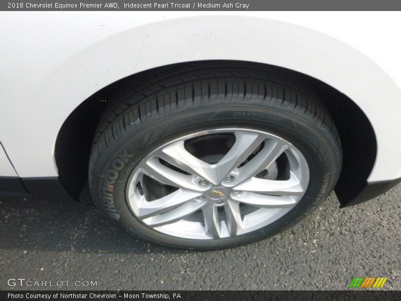 Iridescent Pearl Tricoat / Medium Ash Gray 2018 Chevrolet Equinox Premier AWD