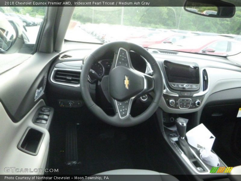 Iridescent Pearl Tricoat / Medium Ash Gray 2018 Chevrolet Equinox Premier AWD