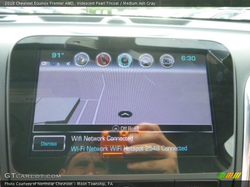 Iridescent Pearl Tricoat / Medium Ash Gray 2018 Chevrolet Equinox Premier AWD