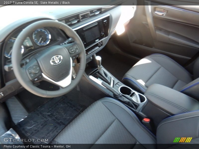 Slate Metallic / Black 2017 Toyota Corolla SE