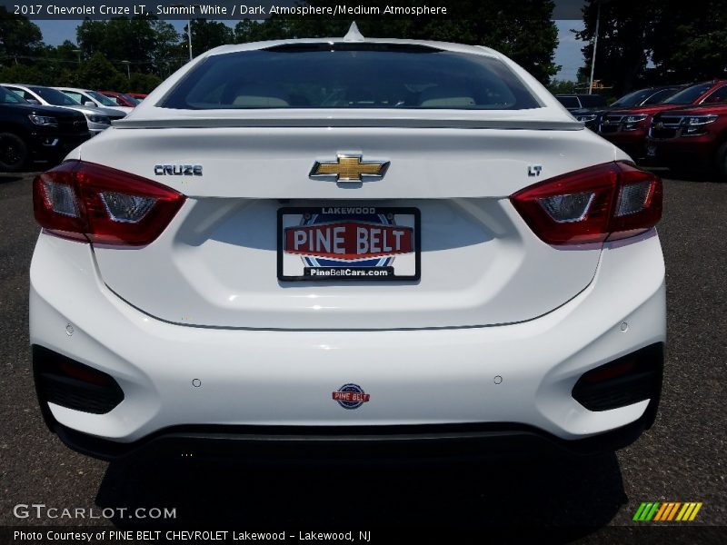 Summit White / Dark Atmosphere/Medium Atmosphere 2017 Chevrolet Cruze LT